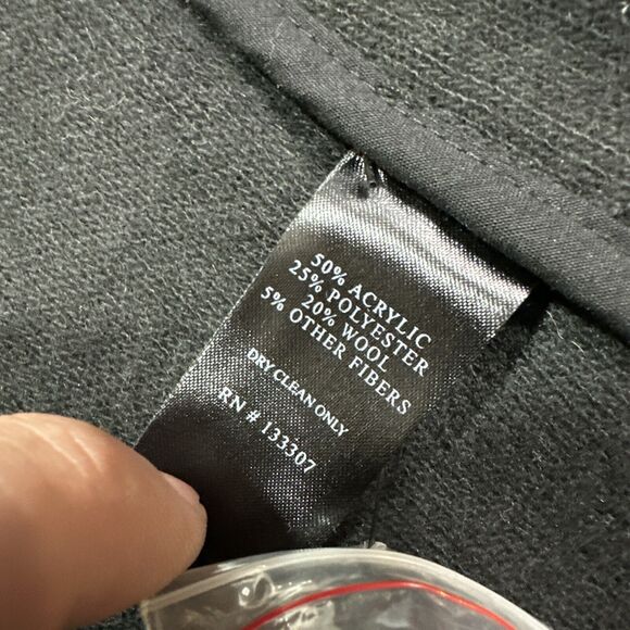 611 Saks Fifth Avenue Mens Wool Blend Jacket Cardigan Heavy Gray Medium 42R - Picture 8 of 8